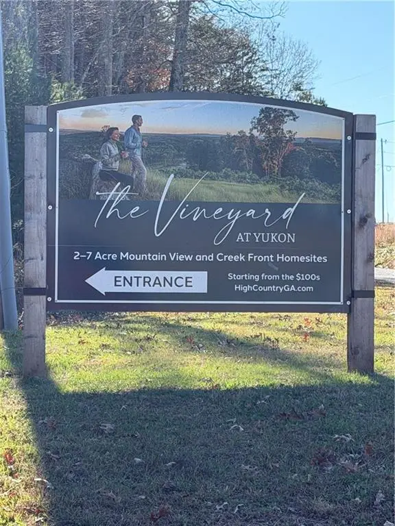 199 Oak Park Drive, Talking Rock, GA 30175