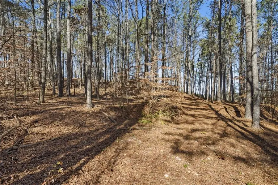 428 Cedarcrest Road, Dallas, GA 30132 - Image #3