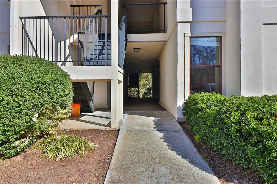 1412 Huntingdon Chase, Sandy Springs, GA 30350 - Image #3