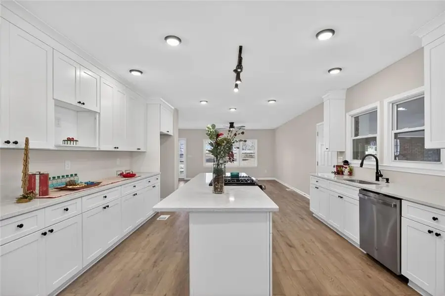 18 Dyer Circle, Carrollton, GA 30116 - Image #2