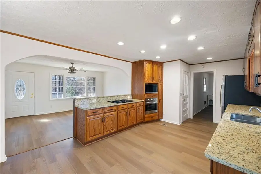 1330 Hidden Circle Drive, Sugar Hill, GA 30518 - Image #2