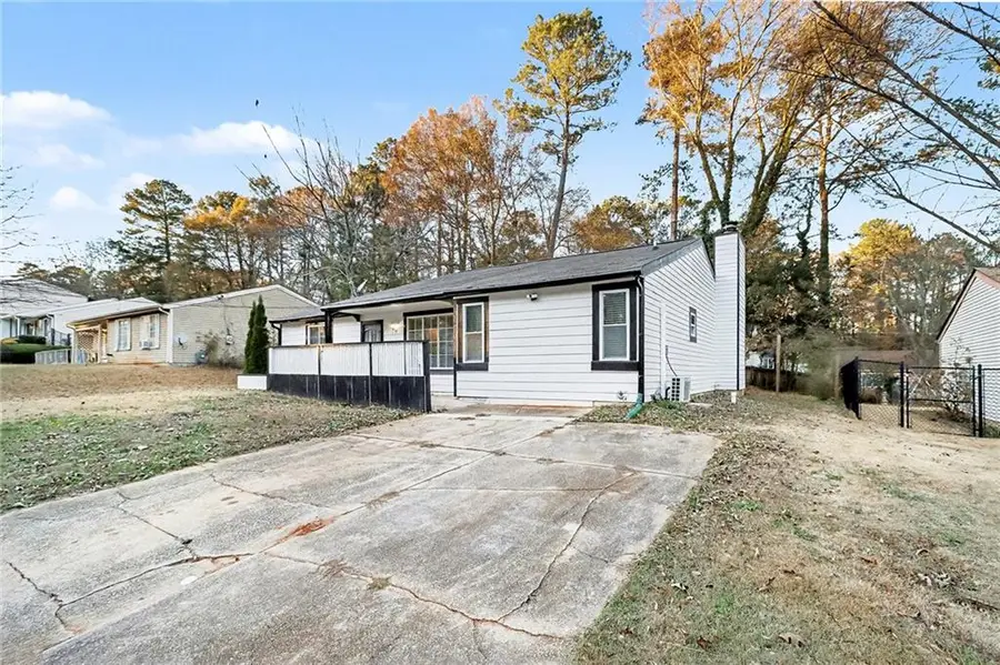 4734 White Oak Trail, Stone Mountain, GA 30088 - Image #2