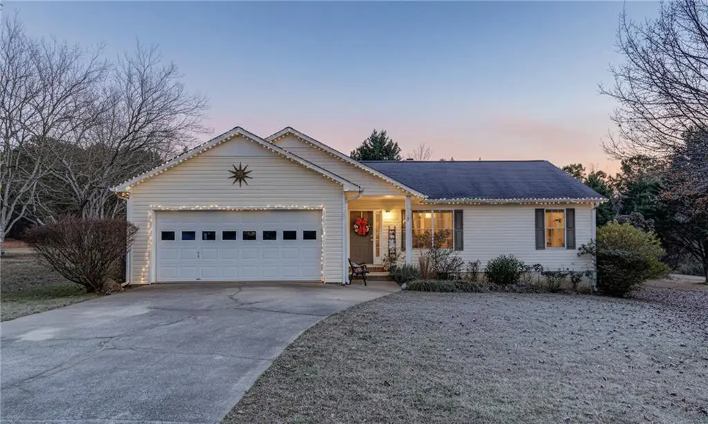 156 Alicia Drive, Winder, GA 30680 - Image #1