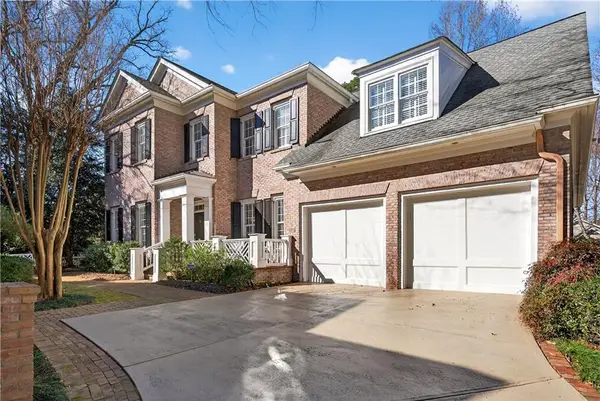 1136 Bellewood Square, Dunwoody, GA 30338