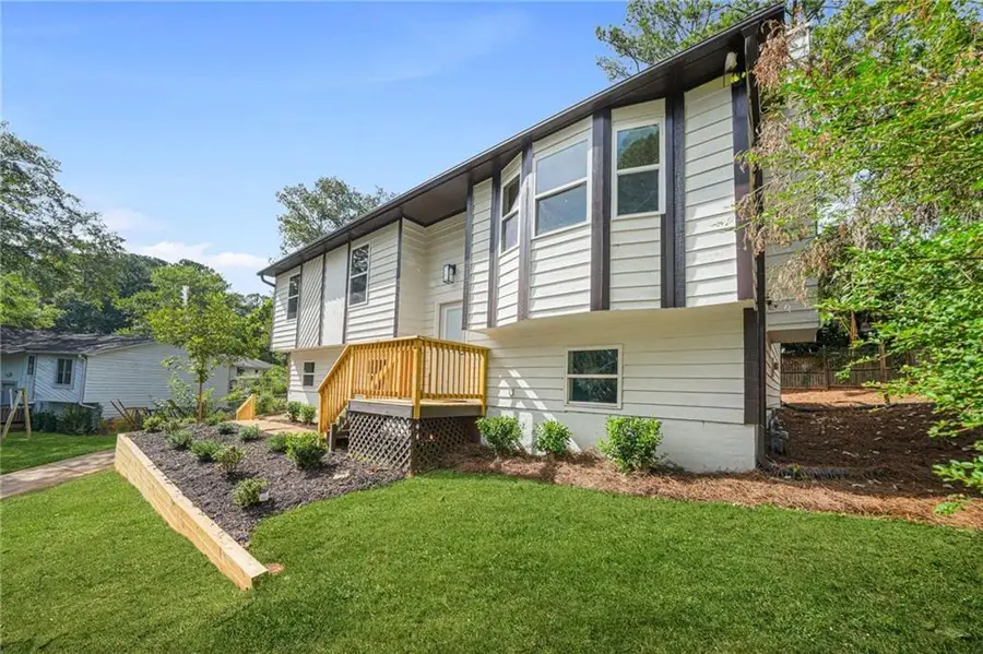 5242 Cindy Way, Stone Mountain, GA 30083 - Image #3