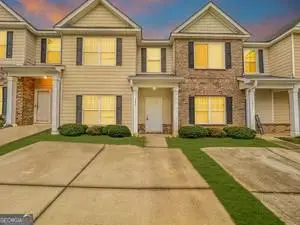 2837 Laurel Ridge Circle, East Point, GA 30344 - Image #2