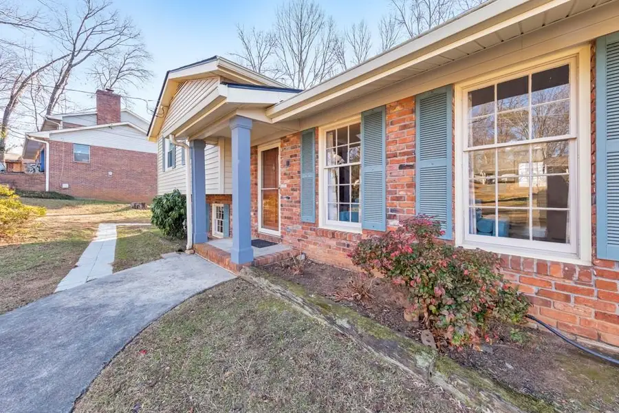 2846 Summit Ridge Drive, Marietta, GA 30066 - Image #3