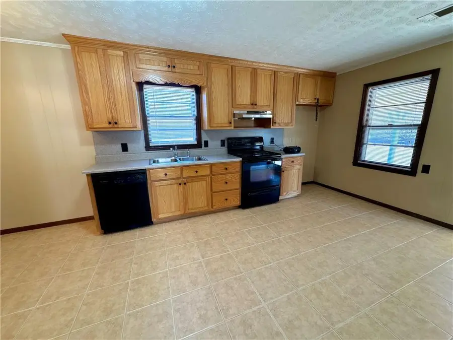 5463 Heardsville Road, Cumming, GA 30028 - Image #3