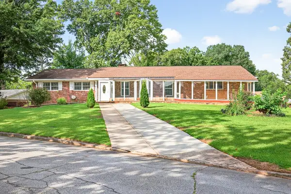 3724 Chavers Place, Stone Mountain, GA 30083