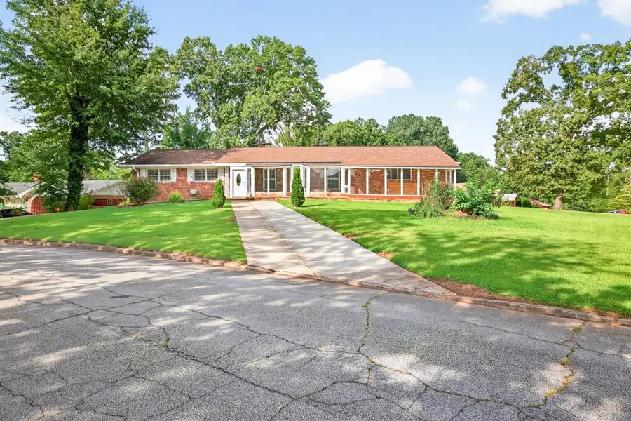 3724 Chavers Place, Stone Mountain, GA 30083 - Image #2