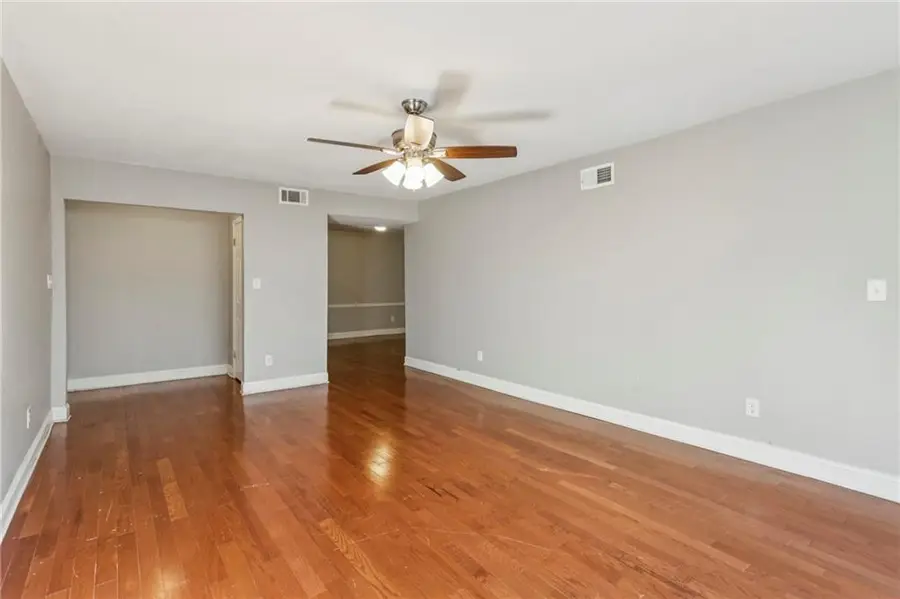 6851 Roswell Road #I11, Atlanta, GA 30328 - Image #3