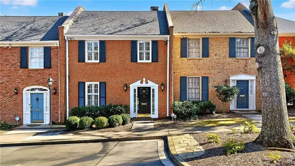 15 Prescott Walk Ne, Atlanta, GA 30307