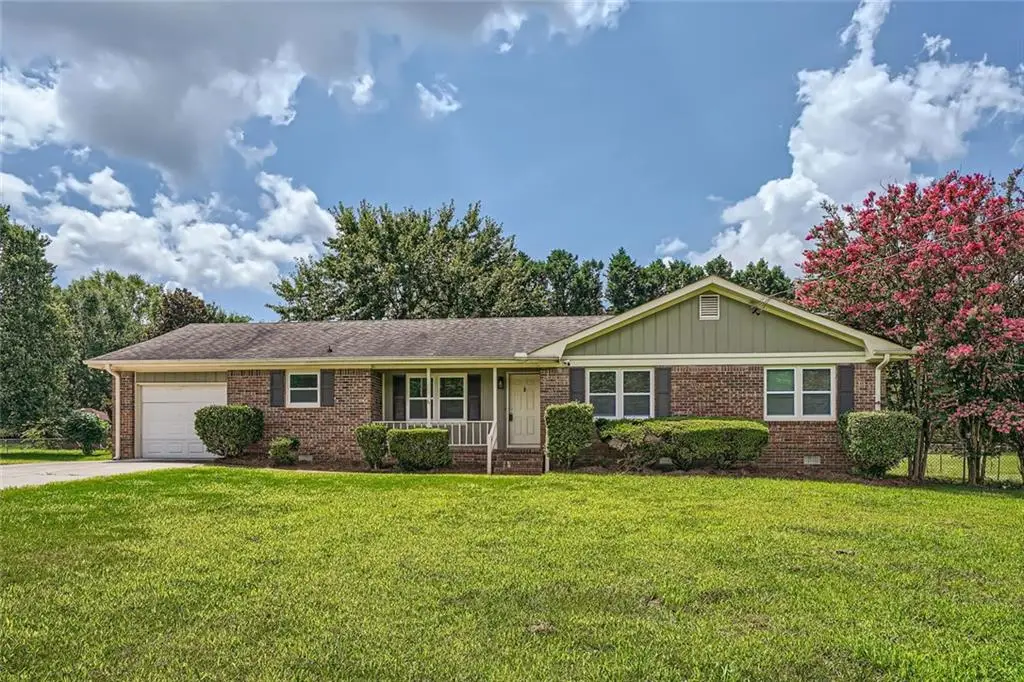 881 Jefferson Drive Sw, Conyers, GA 30094 - Image #1