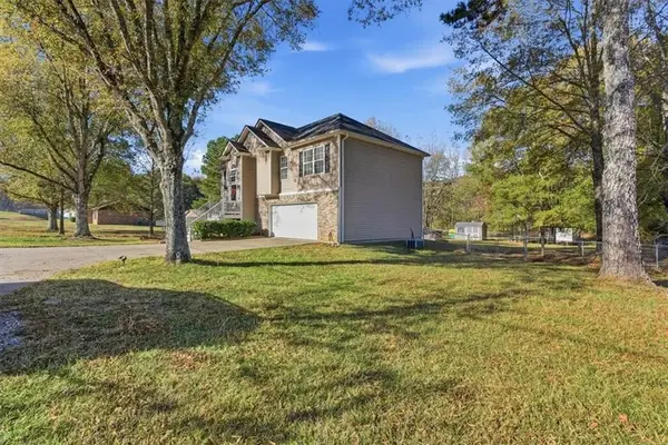 941 Grassdale Road Nw, Cartersville, GA 30121