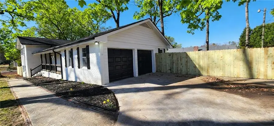 1390 White Oak Street Se, Conyers, GA 30013 - Image #2