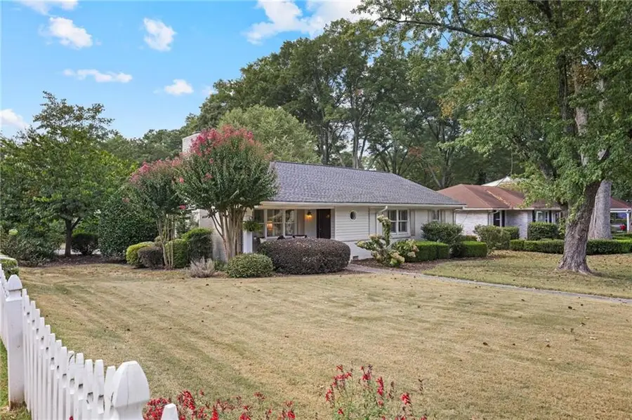 425 Freyer Drive Ne, Marietta, GA 30060 - Image #2