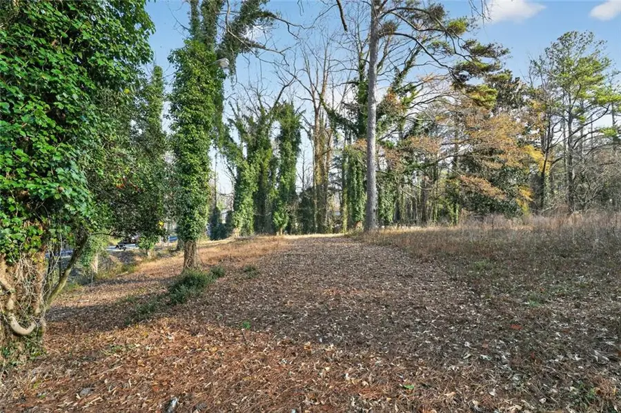 3494 Boulder Park Drive Sw, Atlanta, GA 30331 - Image #3