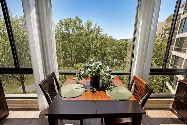 1800 Clairmont Lake #A522, Decatur, GA 30033