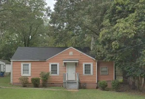 2153 Pinehurst Drive, East Point, GA 30344