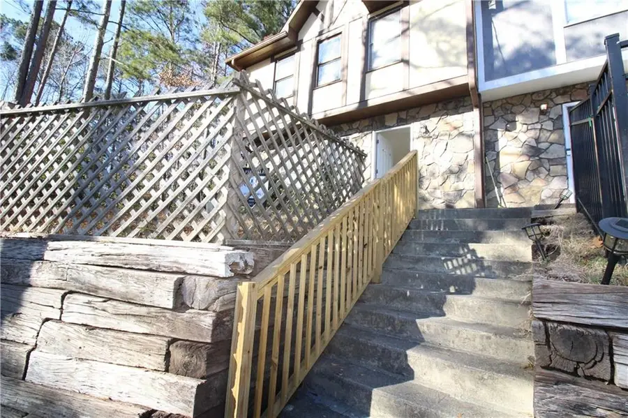 4438 Coopers Creek Drive Se, Smyrna, GA 30082 - Image #2