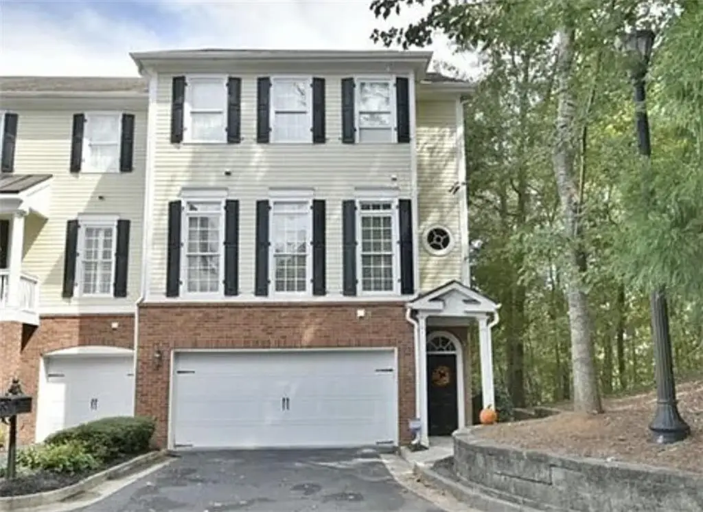 570 Neel Reid Drive, Roswell, GA 30075 - Image #1