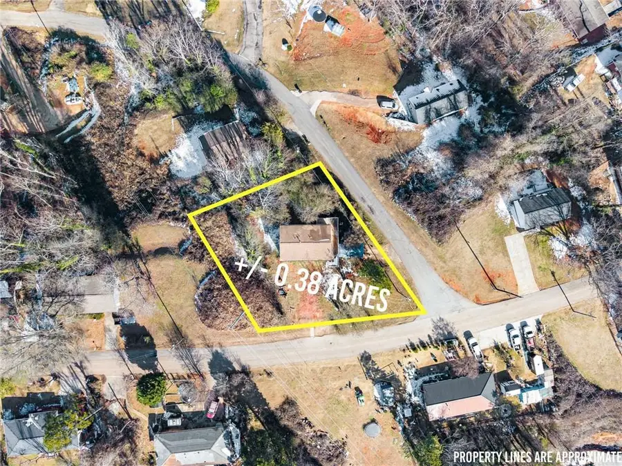 202 Skyview Drive, Gainesville, GA 30501 - #2