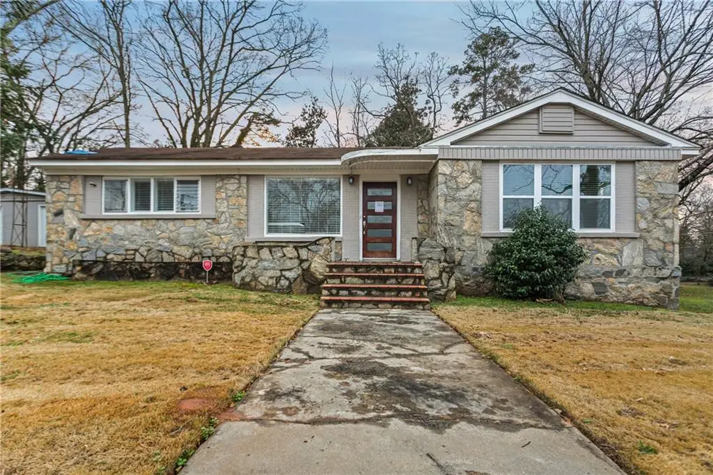 141 Fairview Drive, Fairburn, GA 30213 - #1