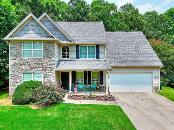 2314 Robin Drive, Loganville, GA 30052