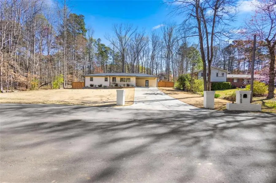 5109 Dogwood Hills Drive, Sugar Hill, GA 30518 - Image #2