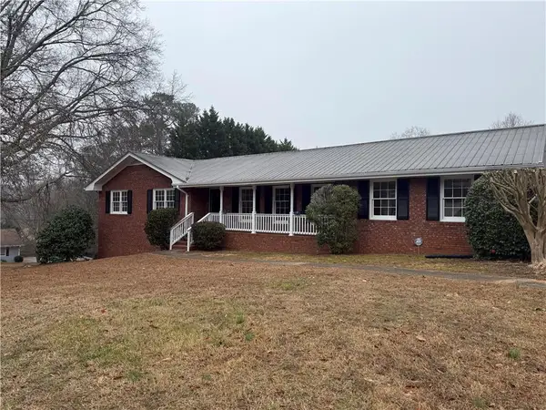 421 N 5th Avenue, Winder, GA 30680