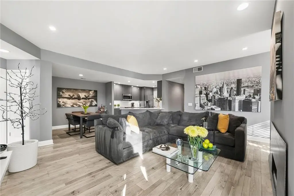 615 Mcgill Park Avenue Ne, Atlanta, GA 30312 - Image #1