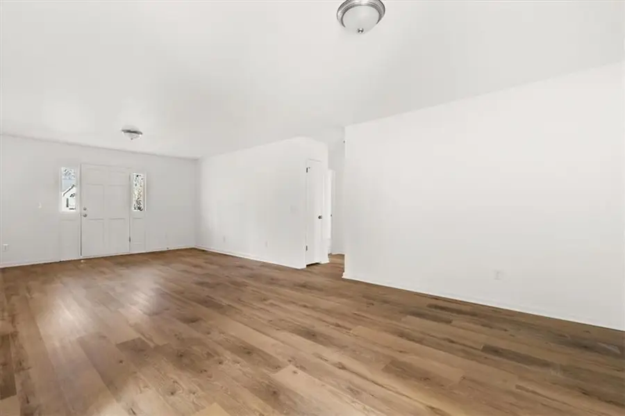 35 E Boxwood Drive Se, Cartersville, GA 30121 - Image #2