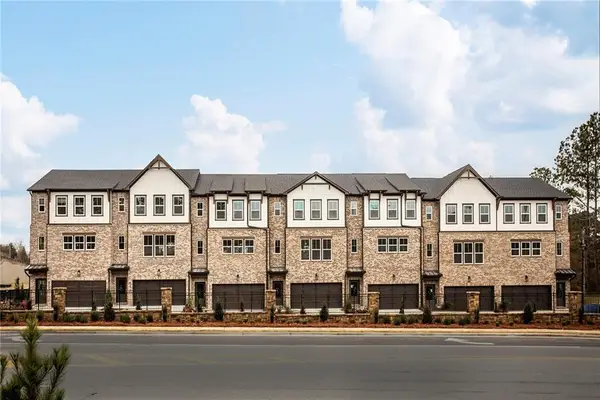 378 Sunset Hollow Street, Sugar Hill, GA 30518