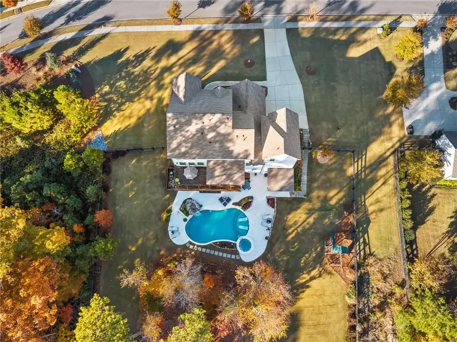 16180 Grand Litchfield Drive, Roswell, GA 30075 - #2