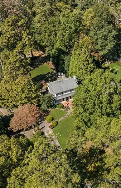 4220 Club Drive Ne, Atlanta, GA 30319 - Image #3