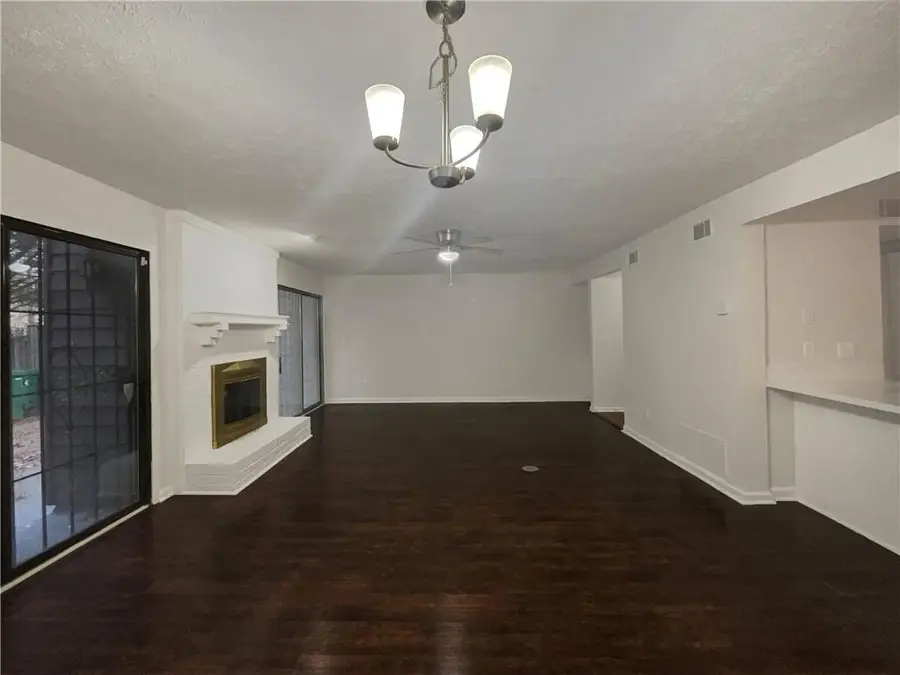 1467 Stoneleigh Circle, Stone Mountain, GA 30088 - #3