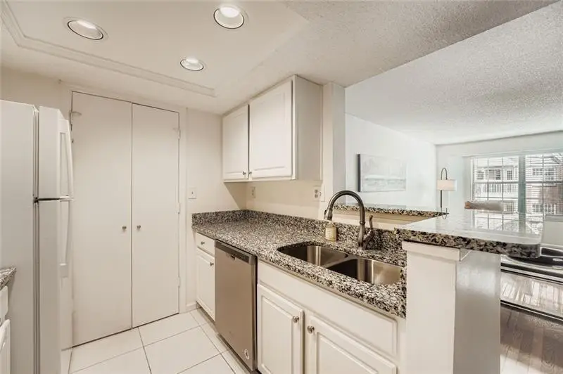 4109 Chastain Park Court Ne, Atlanta, GA 30342 - Image #3