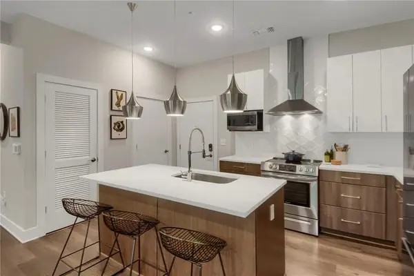 112 Rogers Street Ne #305, Atlanta, GA 30317