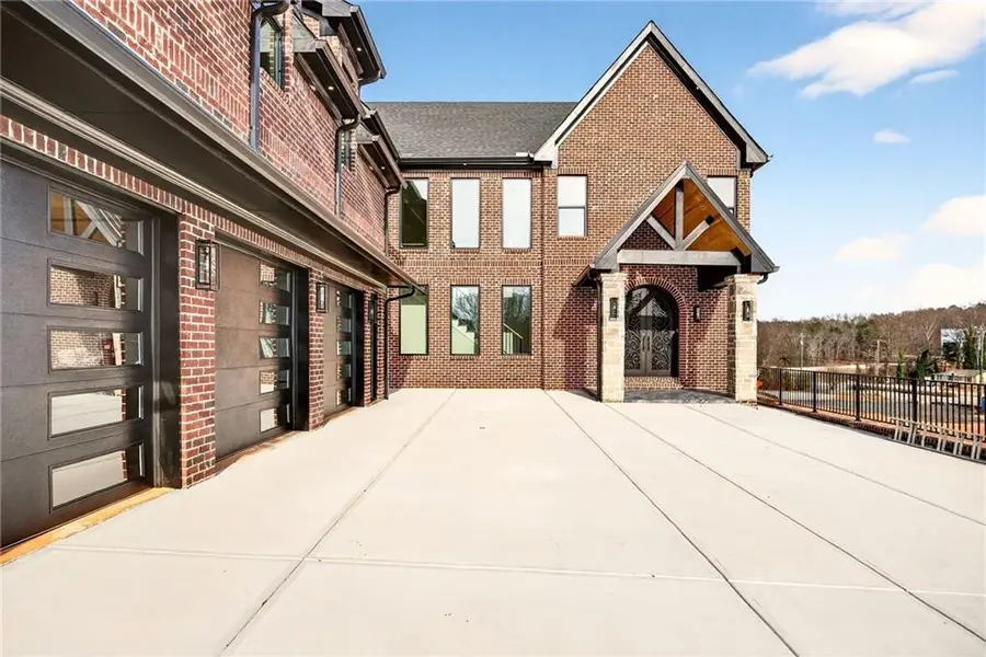 403 Thunder Road, Buford, GA 30518 - Image #3