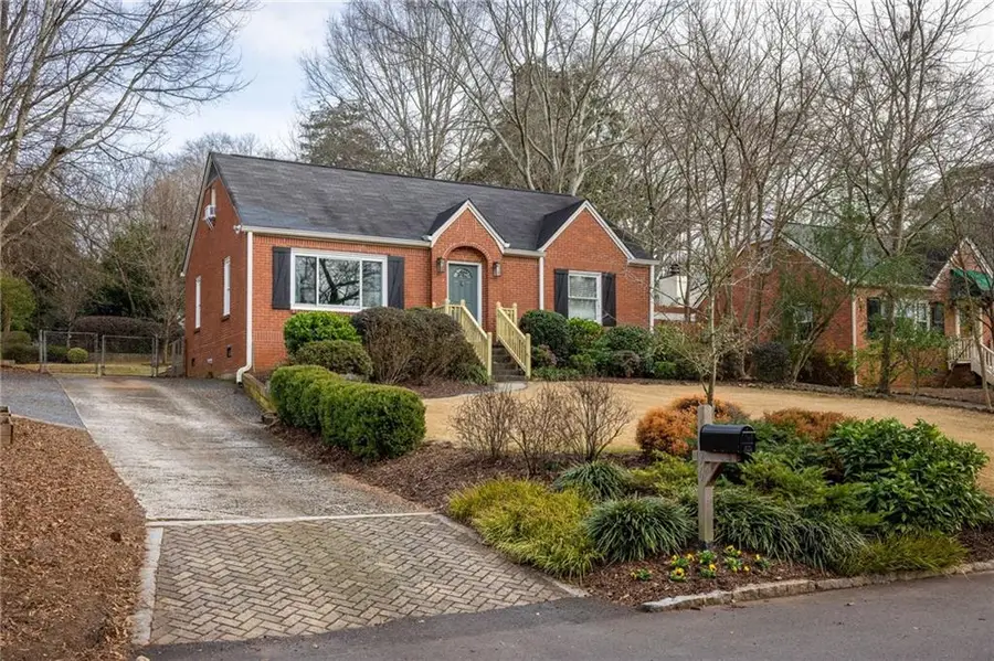 1096 Walker Drive, Decatur, GA 30030 - Image #2