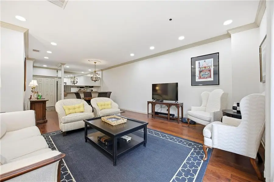 2499 Peachtree Road Ne #108, Atlanta, GA 30305 - Image #2