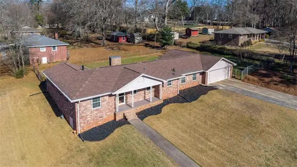 4045 Compton Circle, Powder Springs, GA 30127