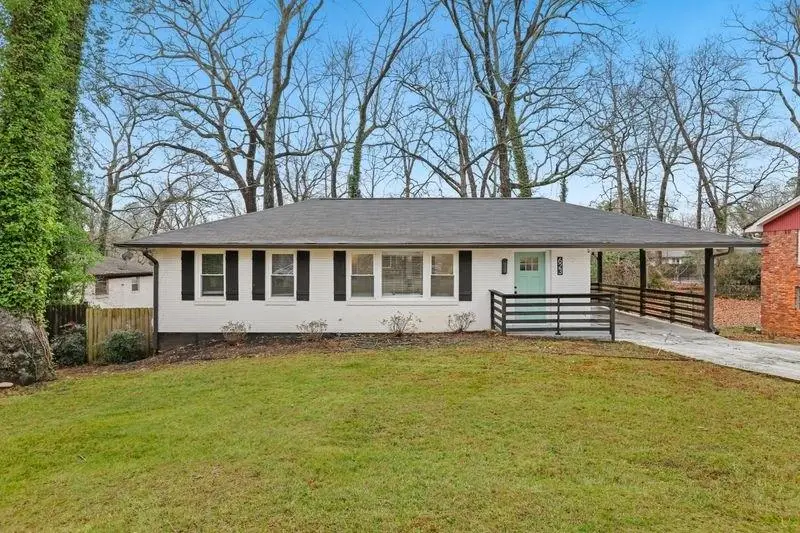 623 Montevista Street Sw, Atlanta, GA 30310 - Image #1