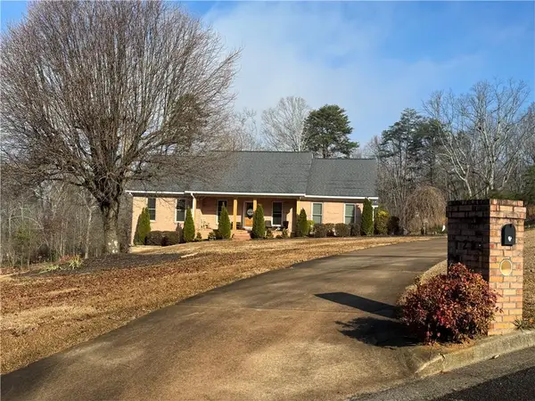 1285 Smithdale Heights Drive, Cumming, GA 30040