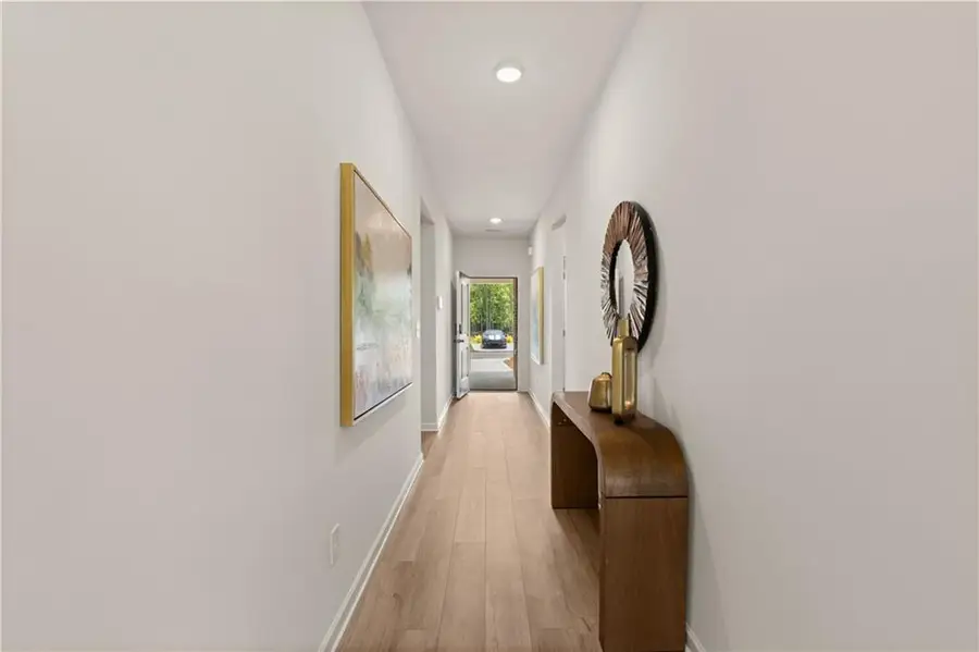 606 Trabert Avenue, Conyers, GA 30094 - Image #2