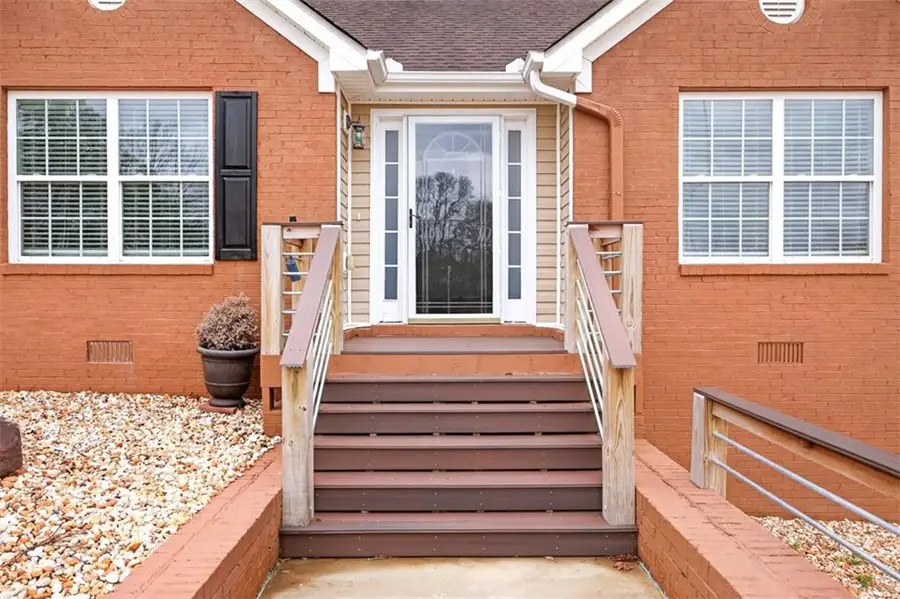 3910 Pineybrook Drive, Loganville, GA 30052 - #3