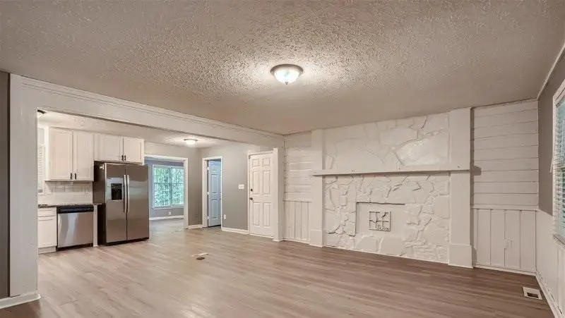 373 England Place, Marietta, GA 30066 - Image #2