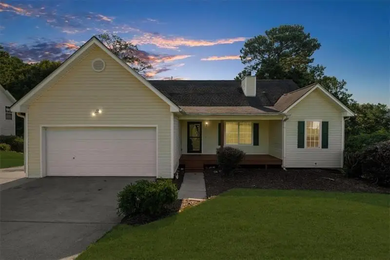 4827 Daintree Court, Flowery Branch, GA 30542 - Image #1