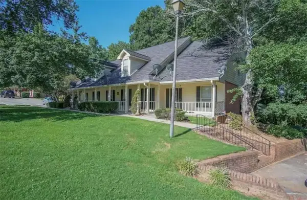 846 Park Place, Conyers, GA 30012