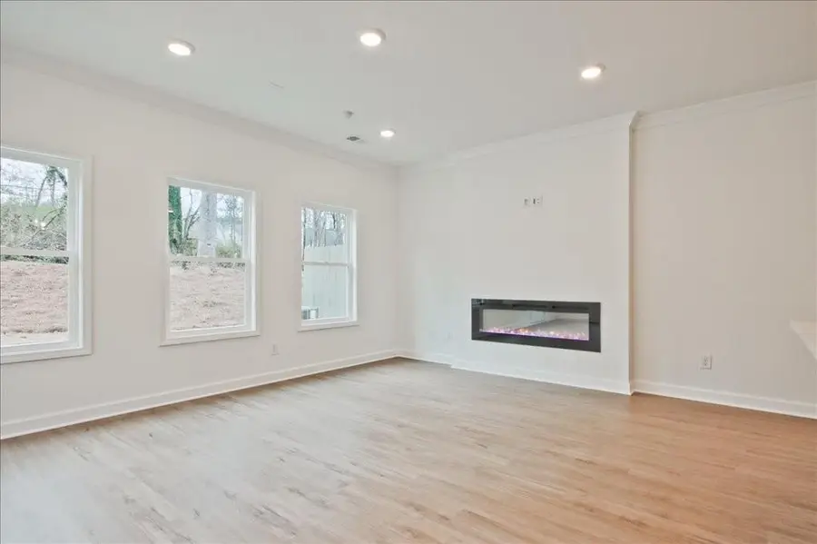 669 Sunstone Lane, Lawrenceville, GA 30043 - Image #3